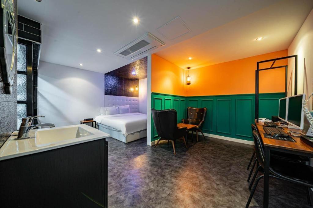 Gray Hotel Busan Esterno foto