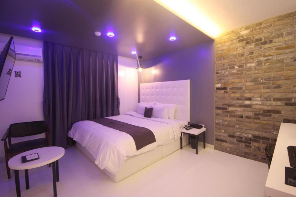 Gray Hotel Busan Esterno foto