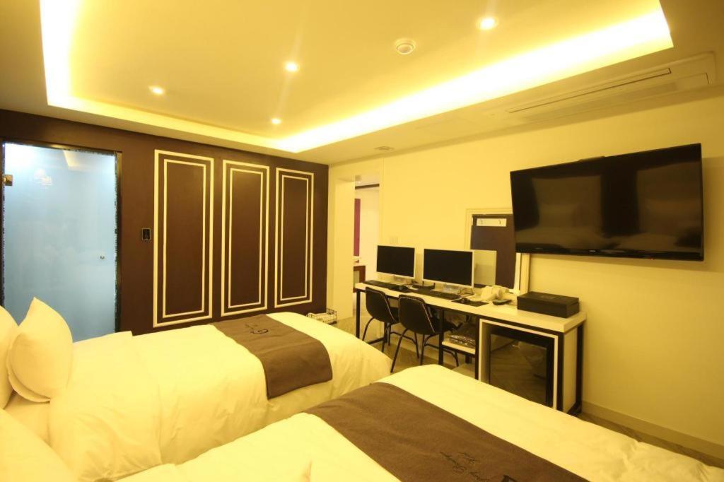 Gray Hotel Busan Esterno foto