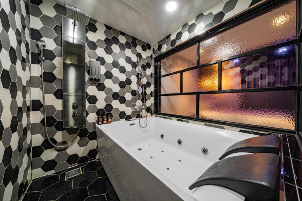 Gray Hotel Busan Esterno foto